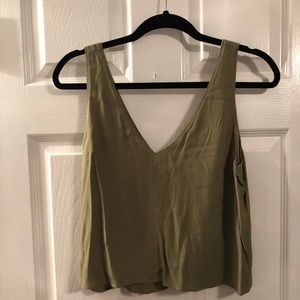 Wilfred crop tank